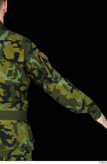 Victor arm army belt camo jacket dressed upper body 0005.jpg